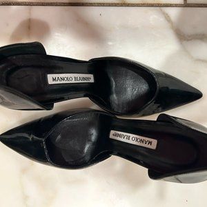 Manolo Blahnik Black Pumps - size 7